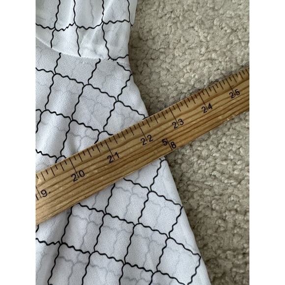 CAbi Small Women Blouse #740 Button Front Roll Tab Long Sleeve Sheer X16 - Picture 7 of 8